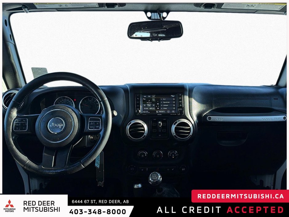 2017 Jeep Wrangler Unlimited Sahara-9