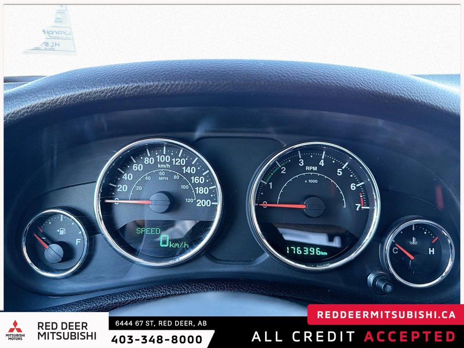 2017 Jeep Wrangler Unlimited Sahara-12