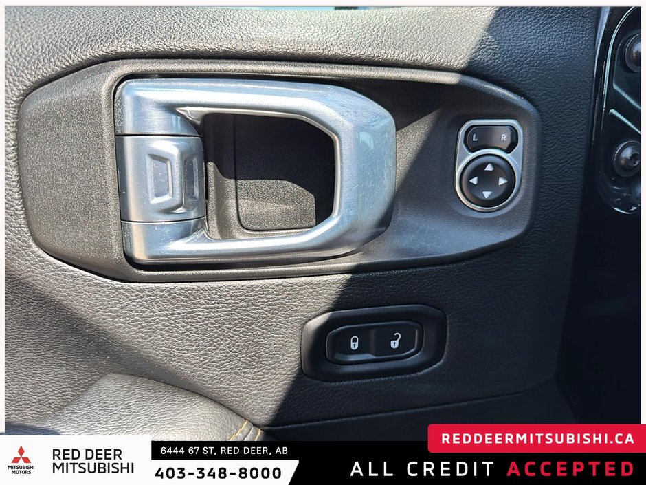 2021 Jeep Wrangler Unlimited Sahara High Altitude 4xe-10