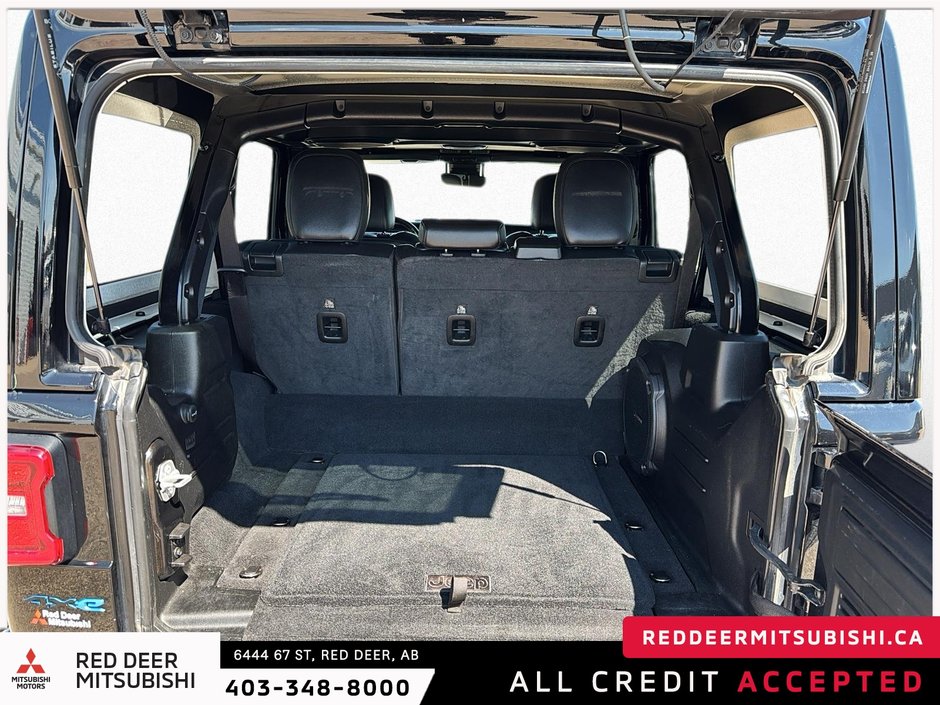 2021 Jeep Wrangler Unlimited Sahara High Altitude 4xe-5