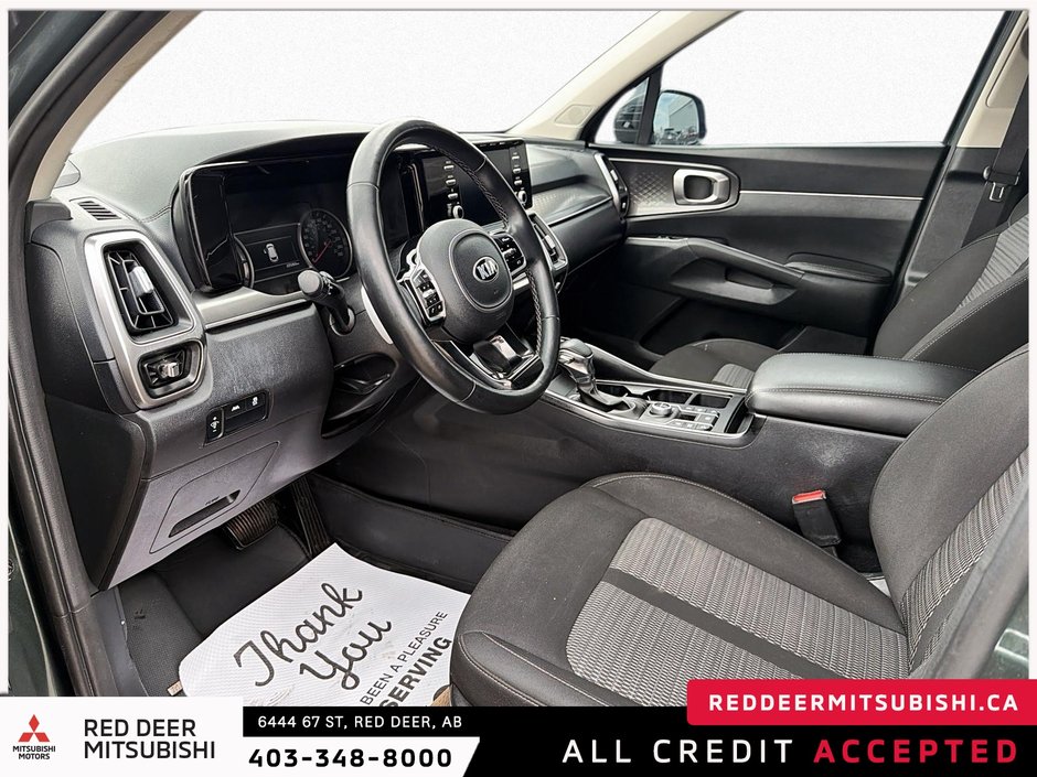 2021 Kia Sorento LX-8
