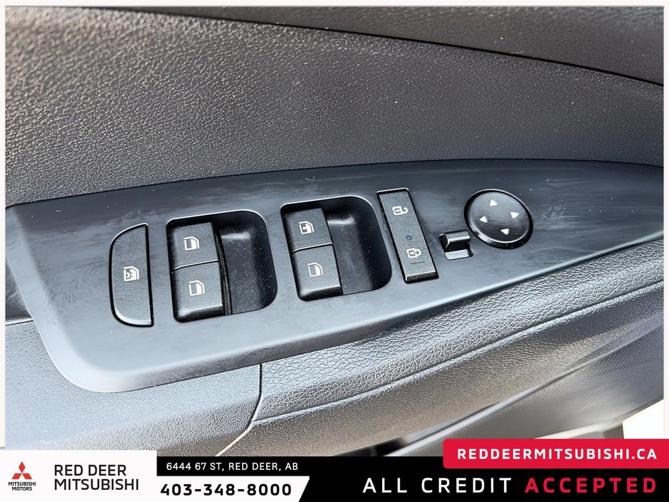 2024 Kia Sportage LX-10