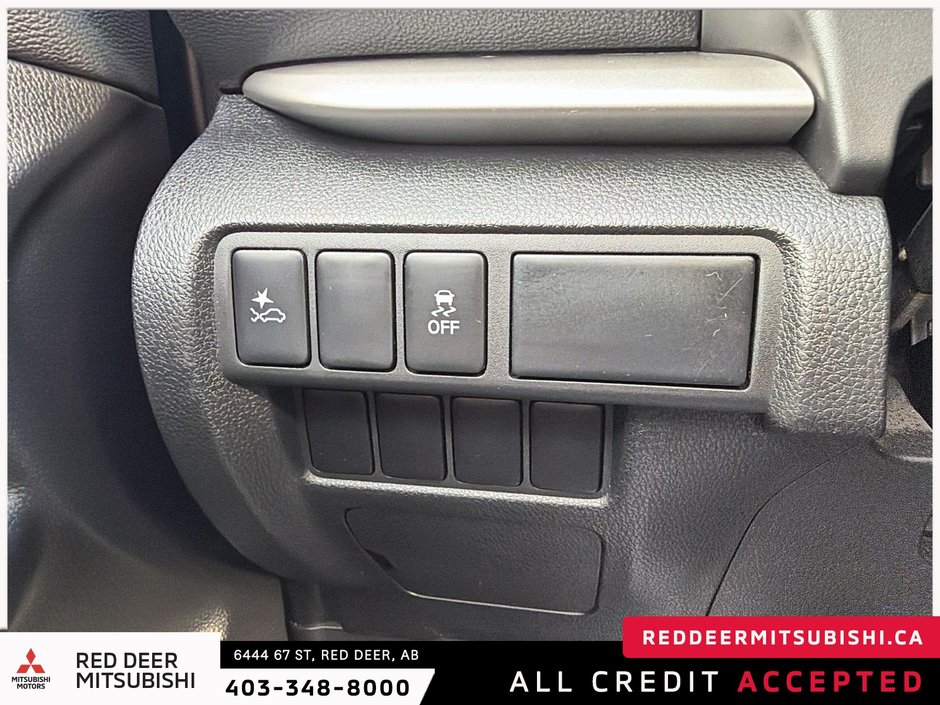 2023 Mitsubishi Eclipse Cross SE-21