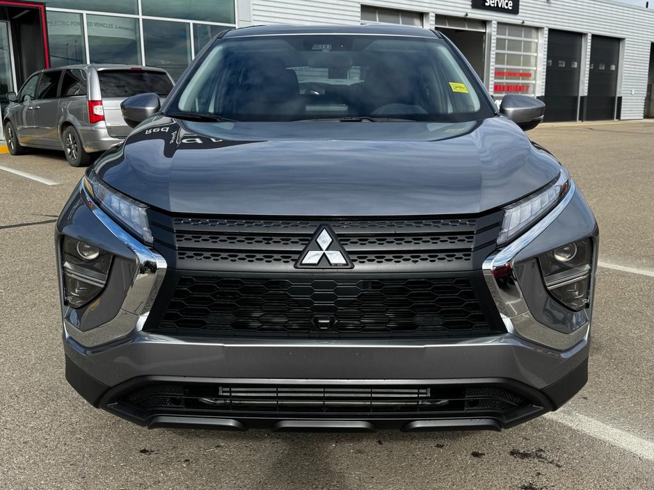 2024 Mitsubishi ECLIPSE CROSS ES-1