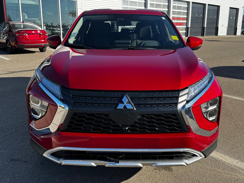 2024 Mitsubishi ECLIPSE CROSS SE-1