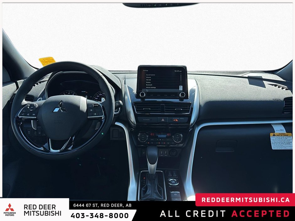 2025 Mitsubishi ECLIPSE CROSS SEL-8