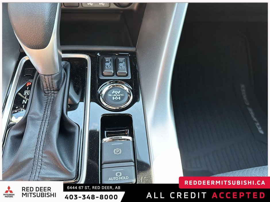 2025 Mitsubishi ECLIPSE CROSS SEL-14