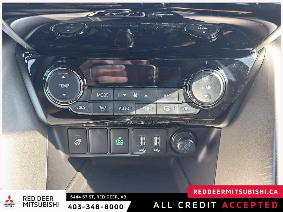 2025 Mitsubishi ECLIPSE CROSS SEL-12