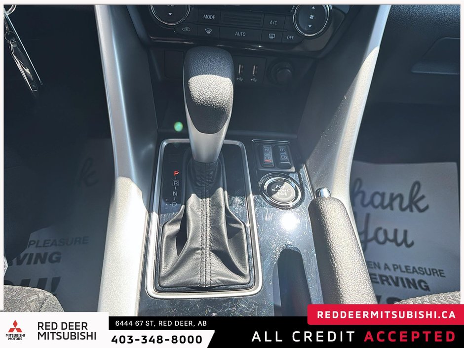 2025 Mitsubishi ECLIPSE CROSS ES-13