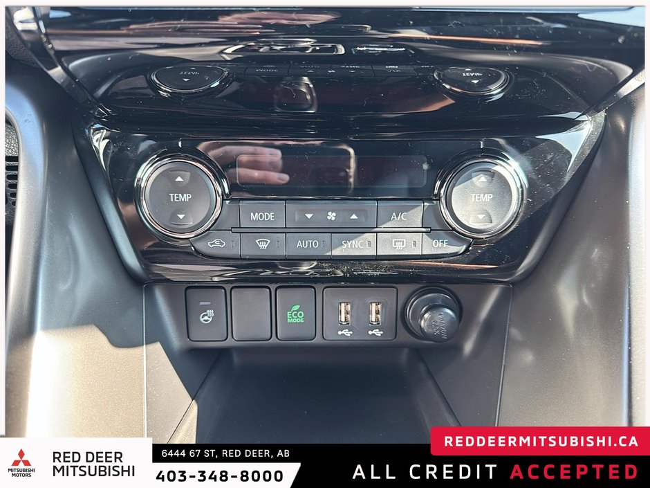 2025 Mitsubishi ECLIPSE CROSS NOIR S-AWC-12