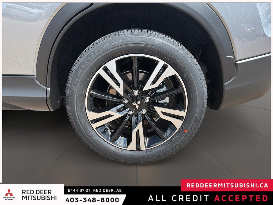 2025 Mitsubishi ECLIPSE CROSS SE-6