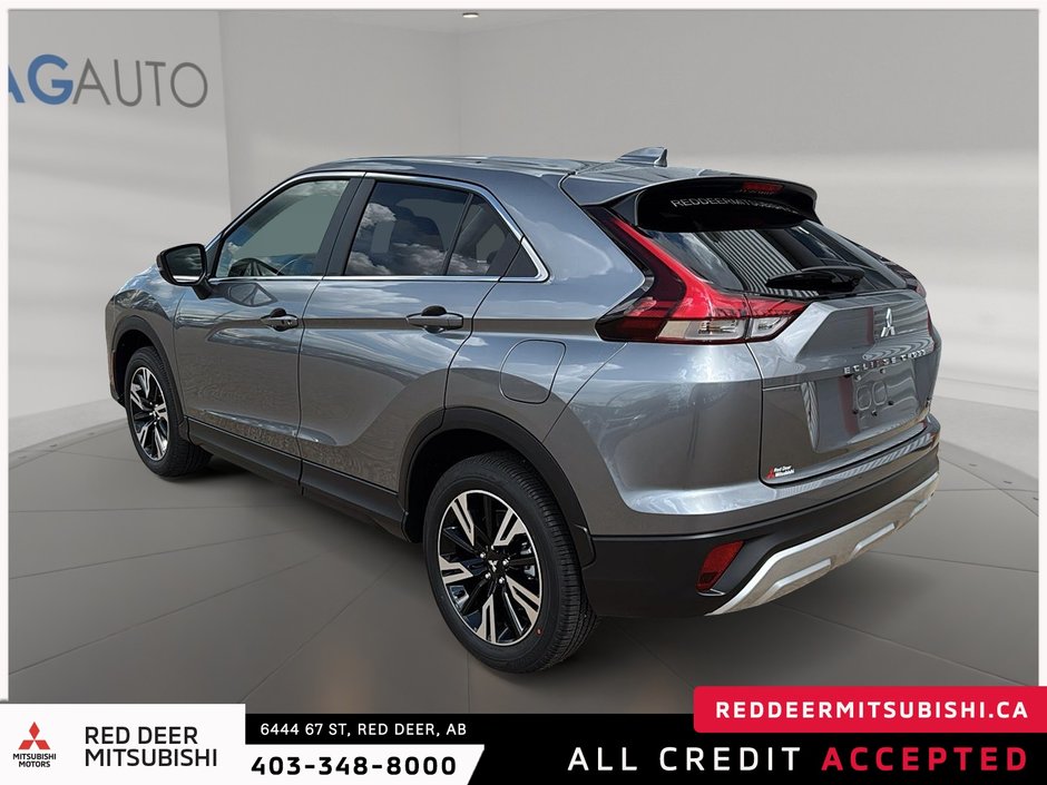 2025 Mitsubishi ECLIPSE CROSS SE-3