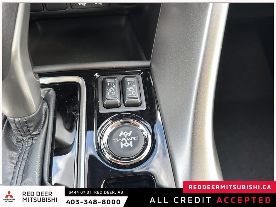 2025 Mitsubishi ECLIPSE CROSS SE-14