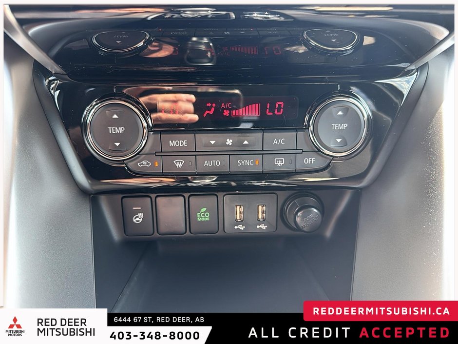 2025 Mitsubishi ECLIPSE CROSS SE S-AWC-12