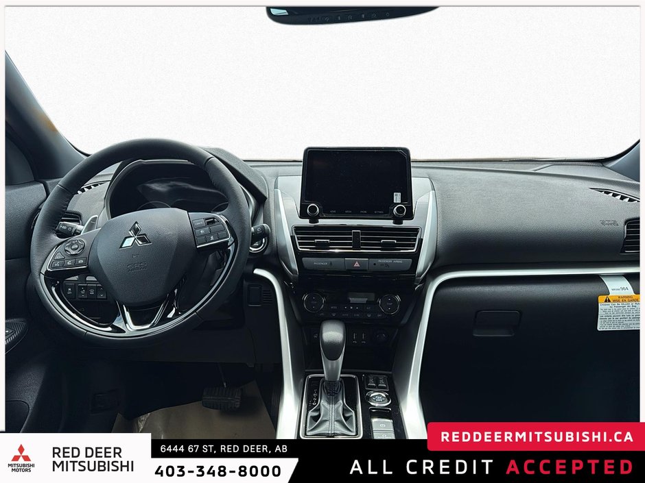 2025 Mitsubishi ECLIPSE CROSS SEL-8