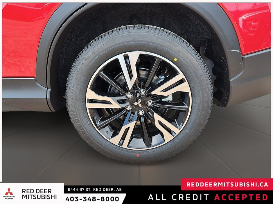 2025 Mitsubishi ECLIPSE CROSS SEL-6