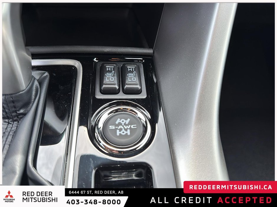 2025 Mitsubishi ECLIPSE CROSS SEL-14