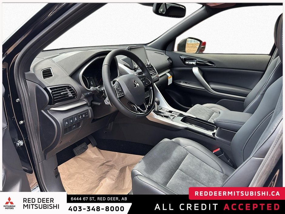 2025 Mitsubishi ECLIPSE CROSS SEL-7