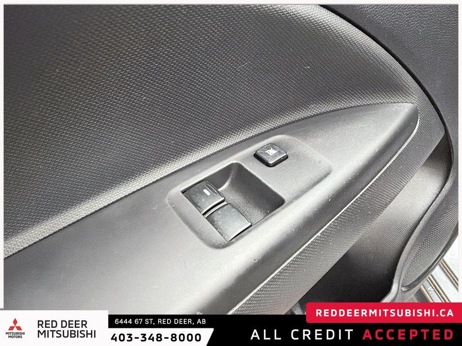 2019 Mitsubishi Mirage ES-10