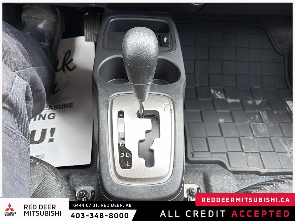 2024 Mitsubishi Mirage ES CVT-13