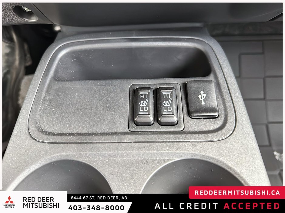 2024 Mitsubishi Mirage ES CVT-14