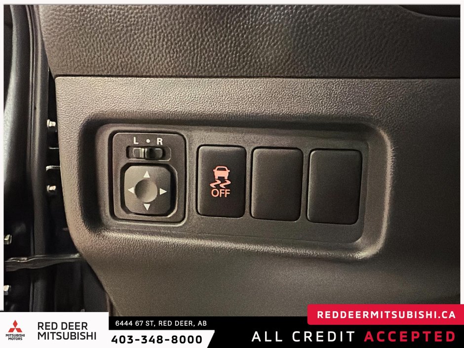 2024 Mitsubishi Mirage ES-17