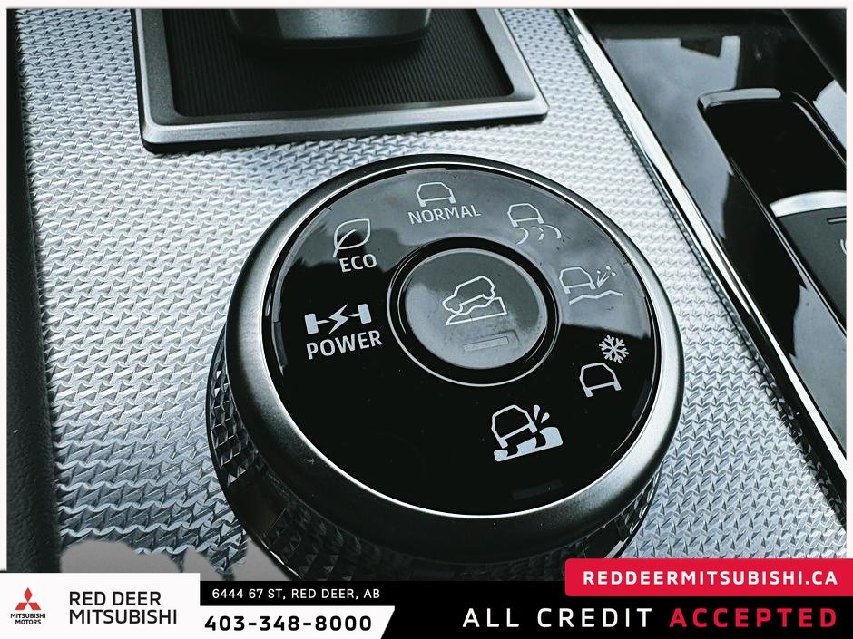 2024 Mitsubishi OUTLANDER PHEV GT S-AWC-13
