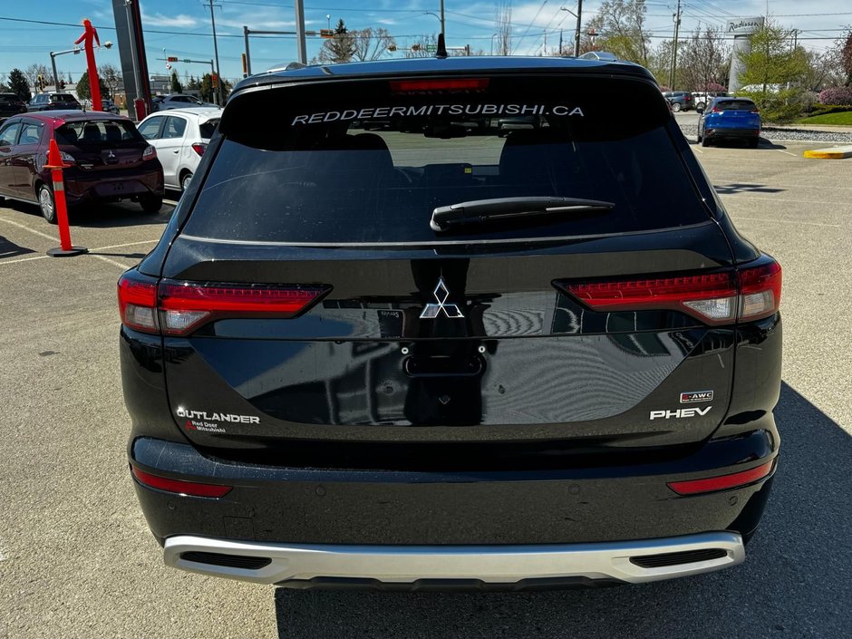 2024 Mitsubishi OUTLANDER PHEV SEL-3