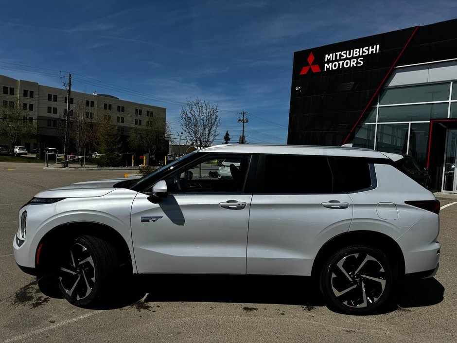 2024 Mitsubishi OUTLANDER PHEV SEL-2