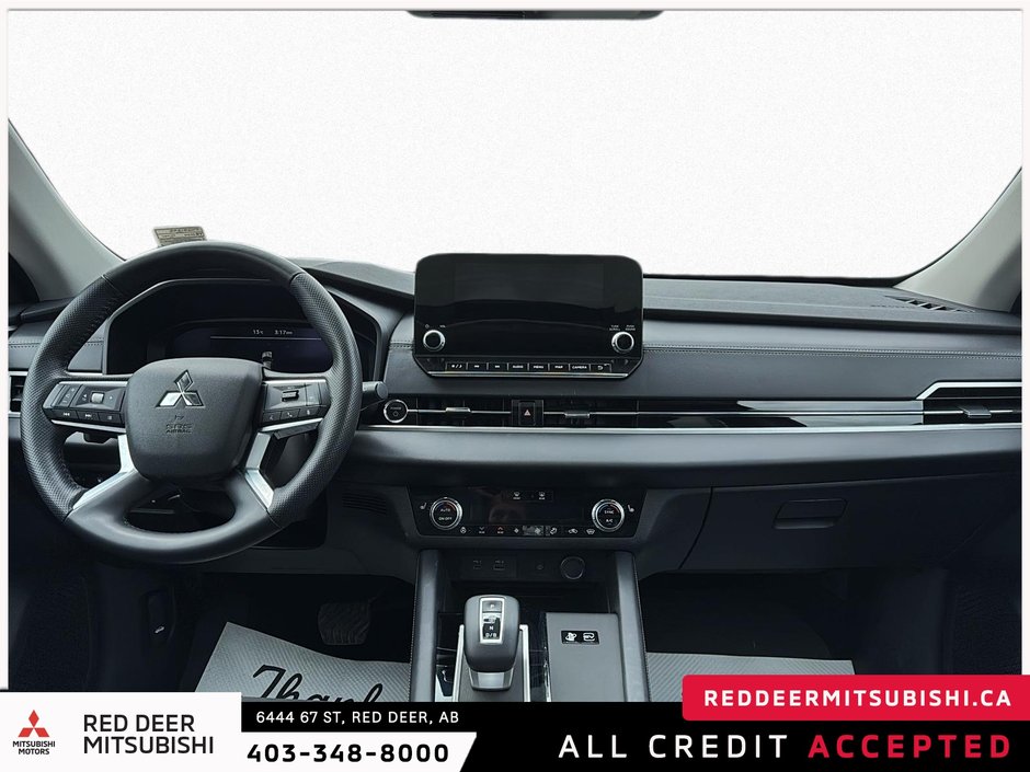 2024 Mitsubishi OUTLANDER PHEV-8