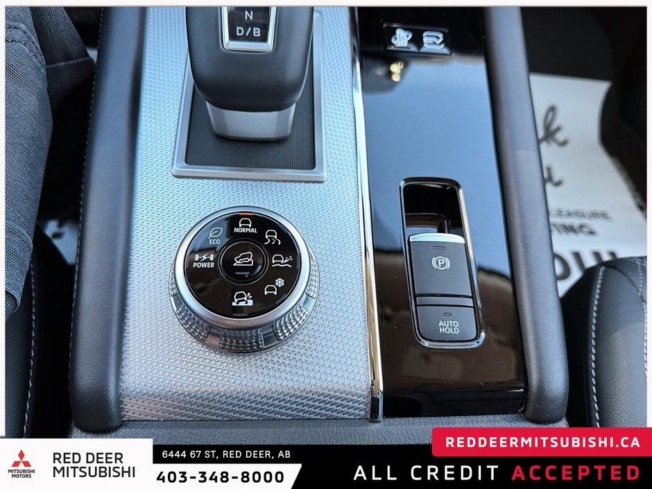 2024 Mitsubishi Outlander PHEV GT-23