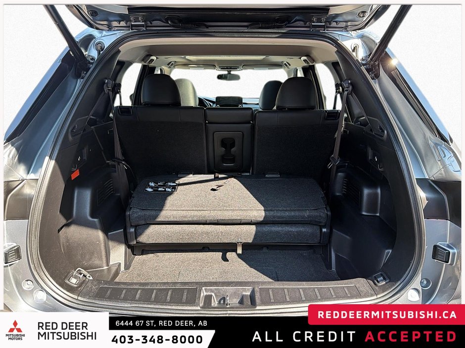 2024 Mitsubishi Outlander PHEV LE-5