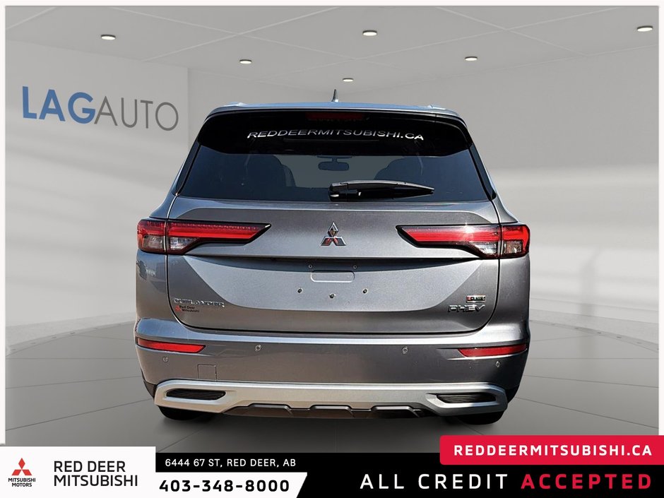 2024 Mitsubishi Outlander PHEV LE-2