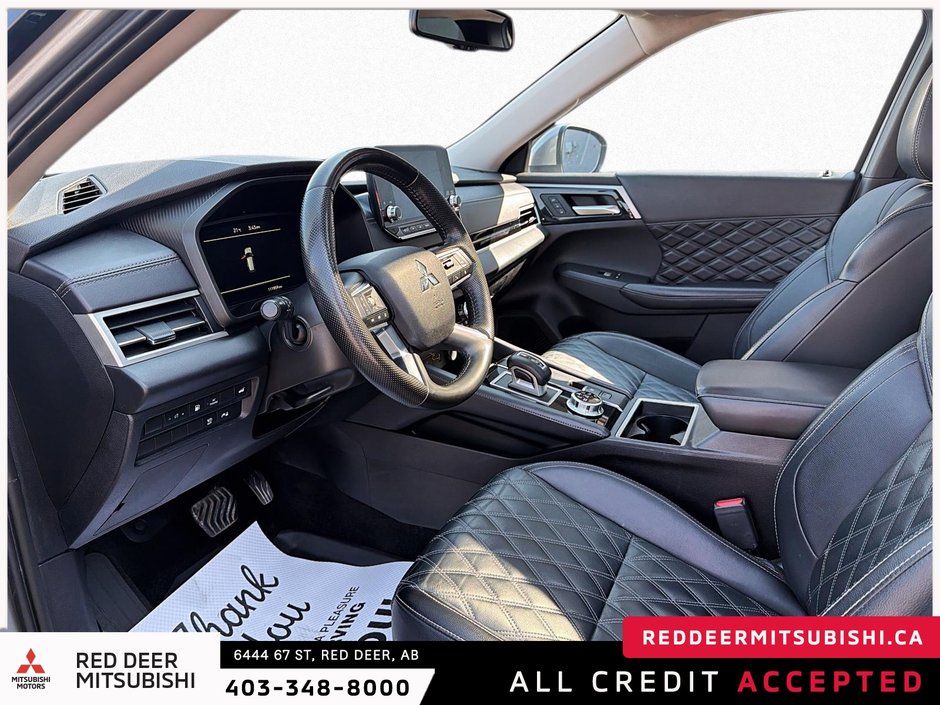 2024 Mitsubishi Outlander PHEV LE-9