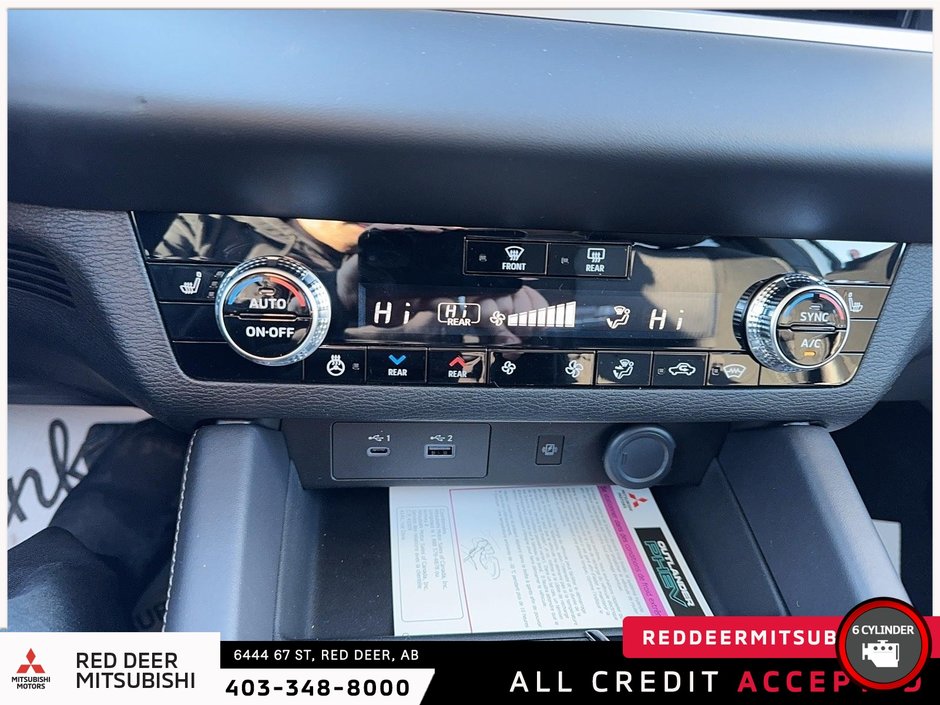 2025 Mitsubishi OUTLANDER PHEV SE S-AWC-12