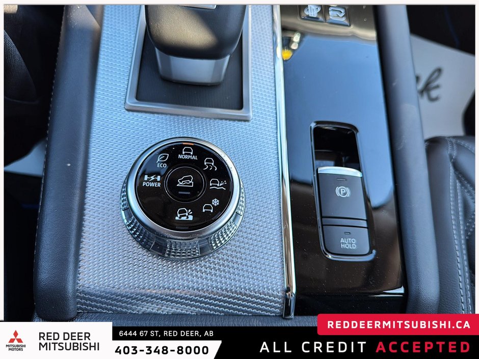 2025 Mitsubishi OUTLANDER PHEV GT S-AWC-15