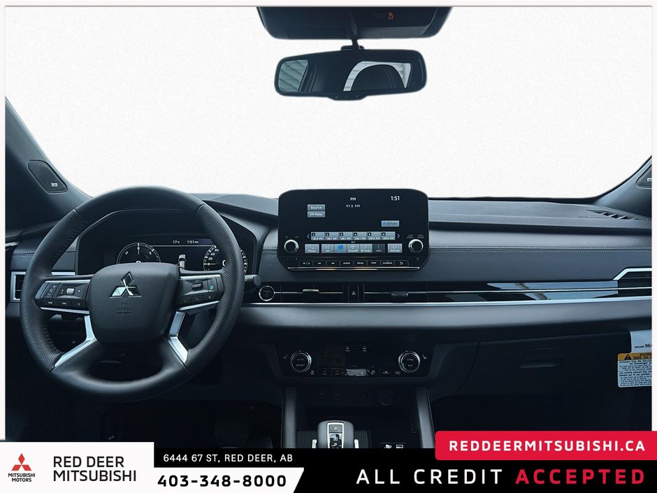 2025 Mitsubishi OUTLANDER PHEV-9