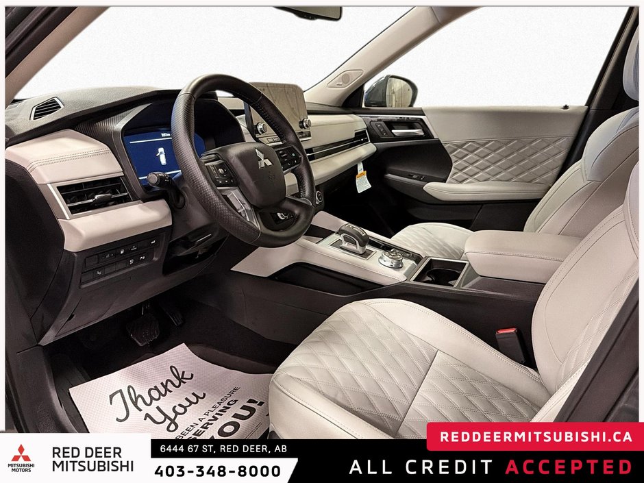 2025 Mitsubishi Outlander PHEV GT-10