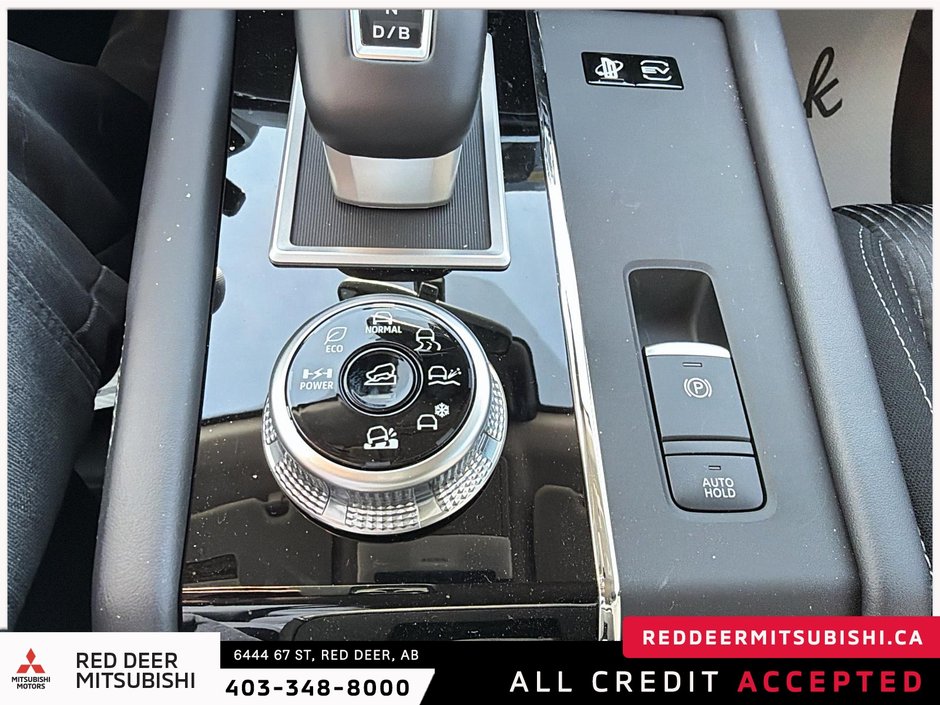 2025 Mitsubishi Outlander PHEV-19