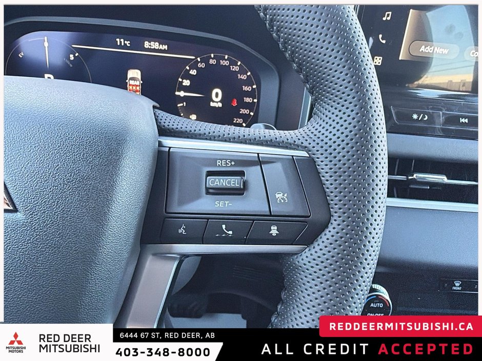 2026 Mitsubishi Outlander Plug-in Hybrid SE S-AWC-17