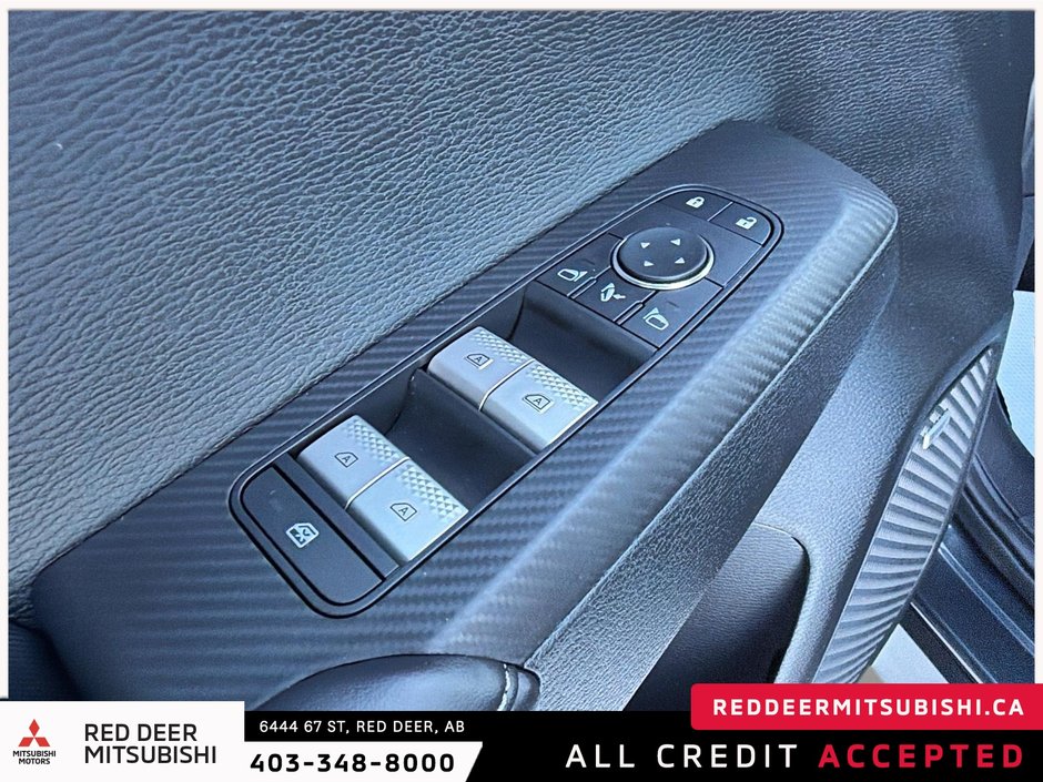 2026 Mitsubishi Outlander Plug-in Hybrid SE S-AWC-13