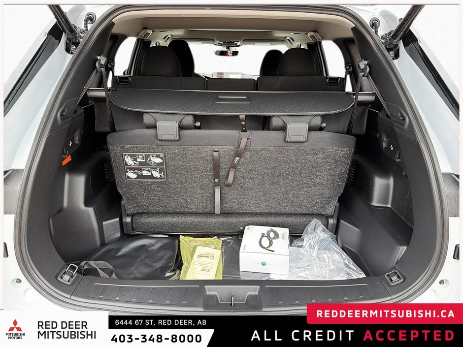 2026 Mitsubishi Outlander Plug-in Hybrid SE S-AWC-5