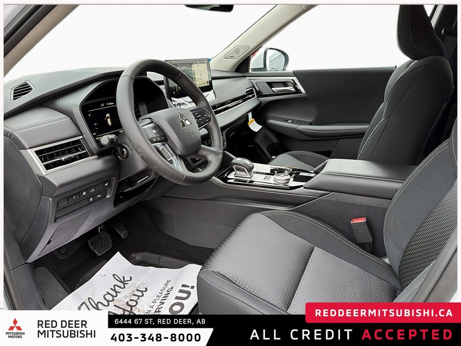 2026 Mitsubishi Outlander Plug-in Hybrid SE S-AWC-9