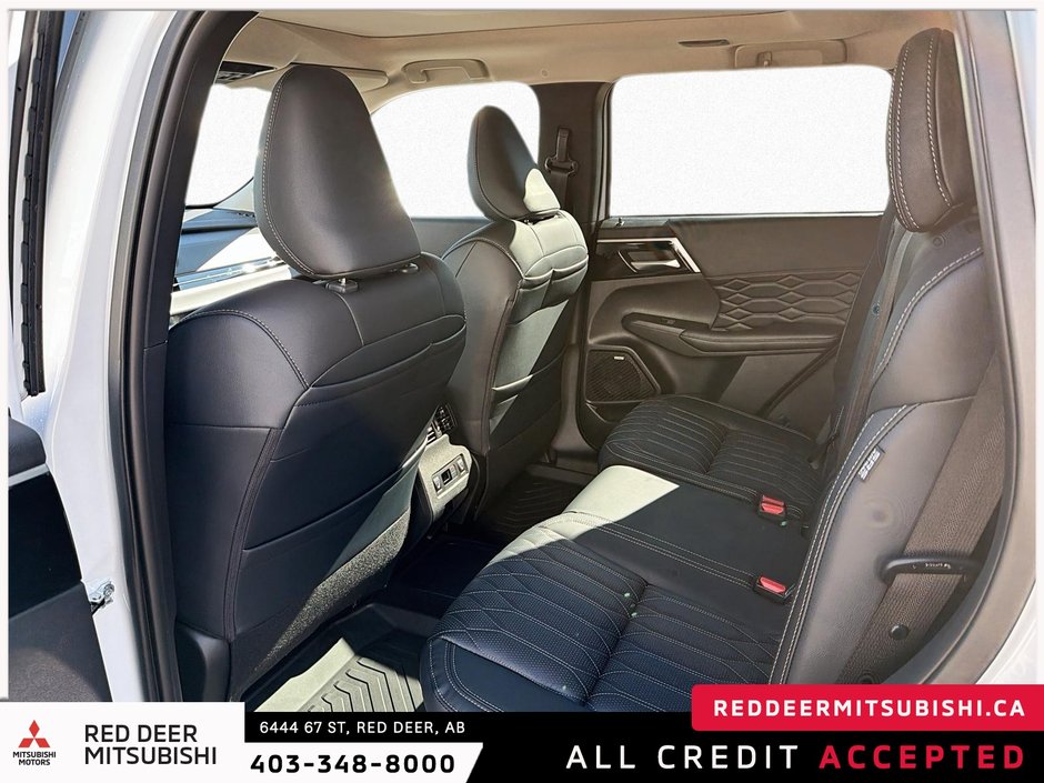 2026 Mitsubishi Outlander Plug-in Hybrid SEL S-AWC-12