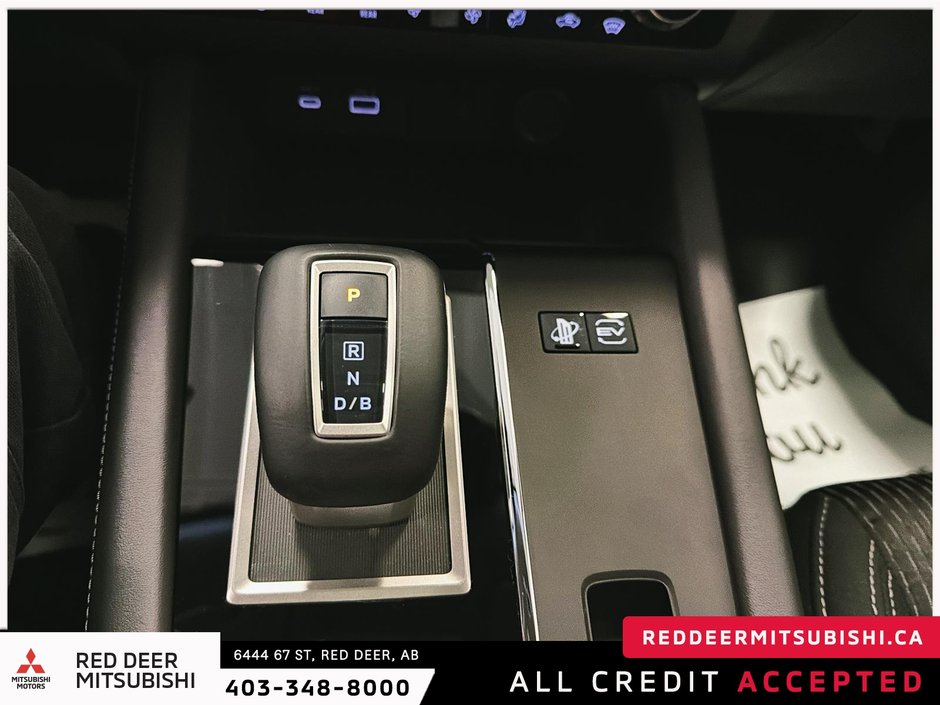 2025 Mitsubishi Outlander Plug-in Hybrid SE S-AWC-28