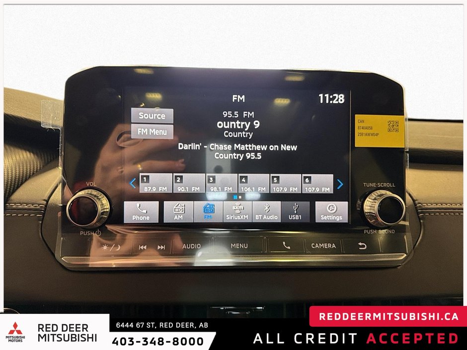 2025 Mitsubishi Outlander Plug-in Hybrid SE S-AWC-35