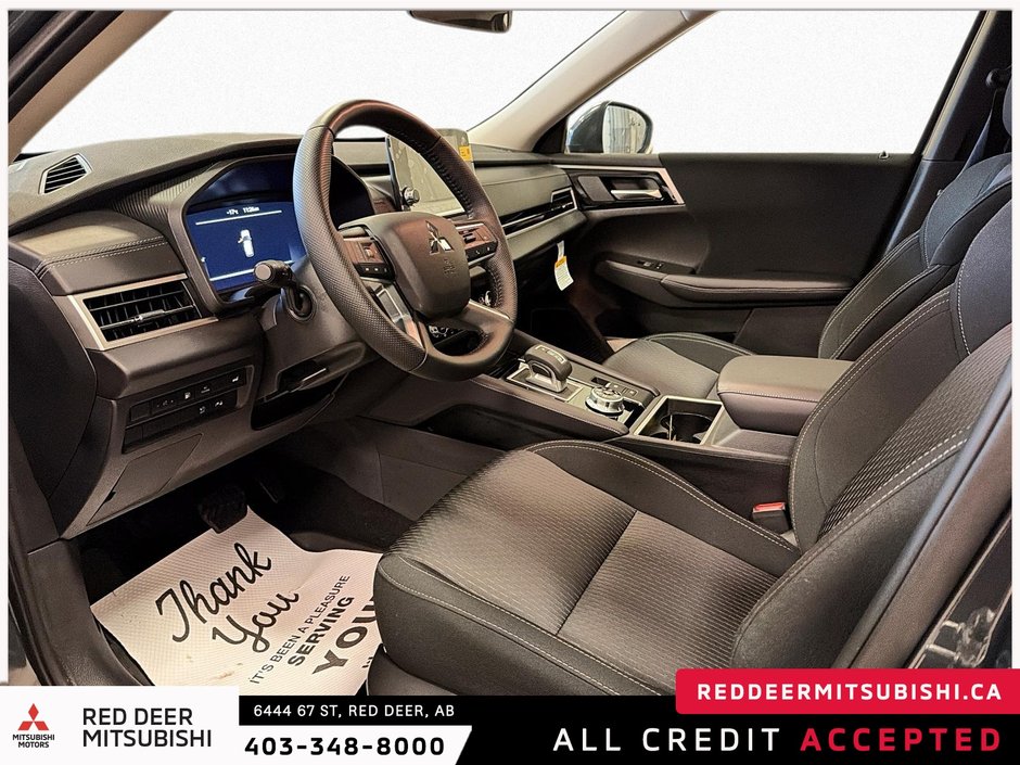 2025 Mitsubishi Outlander Plug-in Hybrid SE S-AWC-9