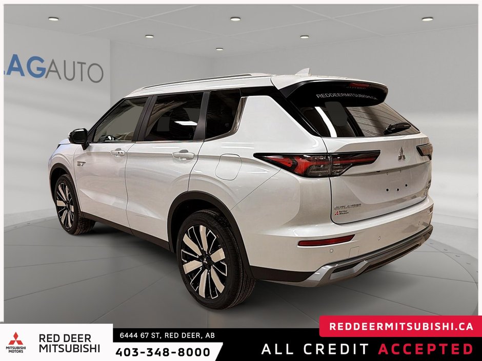 2026 Mitsubishi Outlander Plug-in Hybrid SEL S-AWC-3