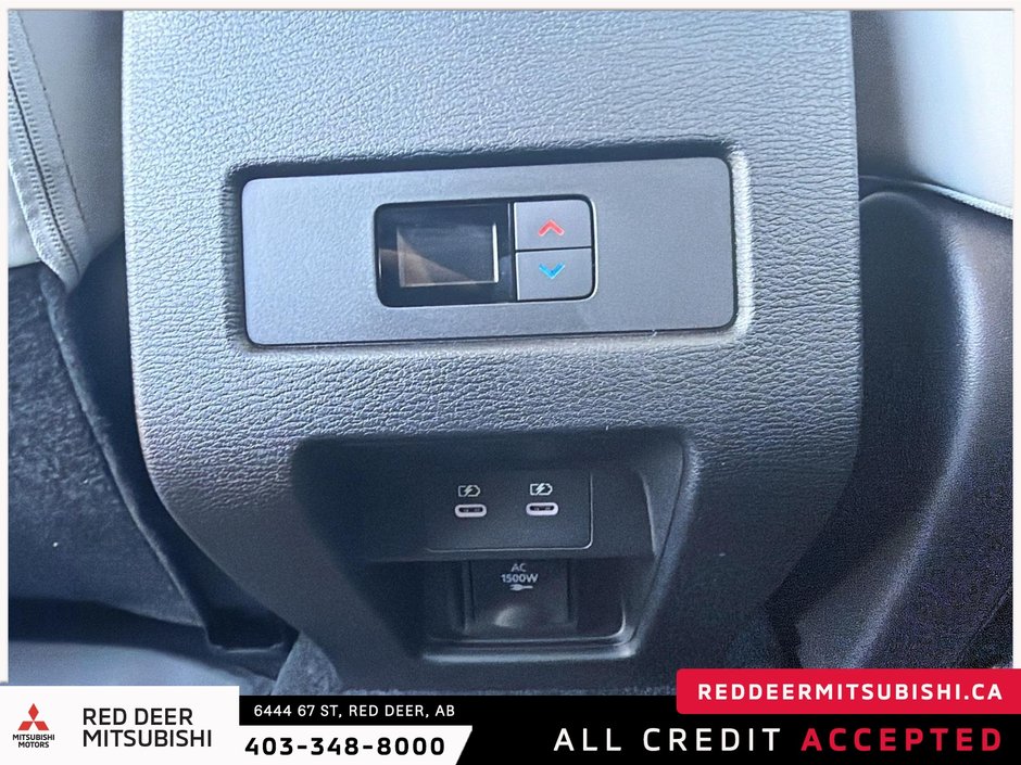 2026 Mitsubishi Outlander Plug-in Hybrid LE S-AWC-12