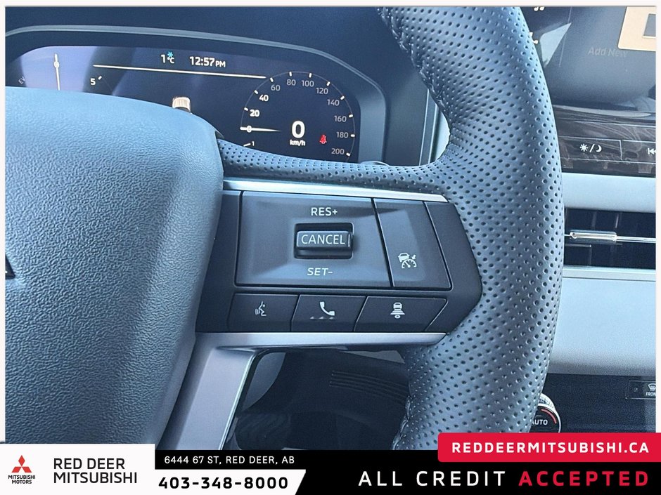 2026 Mitsubishi Outlander Plug-in Hybrid LE S-AWC-17